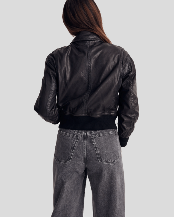 Women's Bomber Jacket - Classic Style with a Contemporary Twist - Image 3