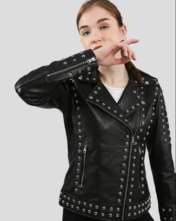 Classic Black Women's Leather Jacket - Timeless Style - Image 5